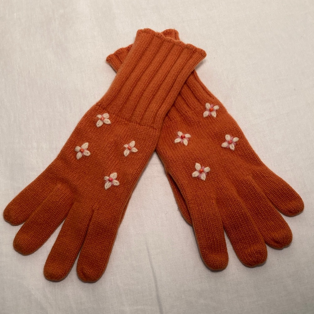 Portolano cashmere burnt Orange Gloves with Floral Design one size